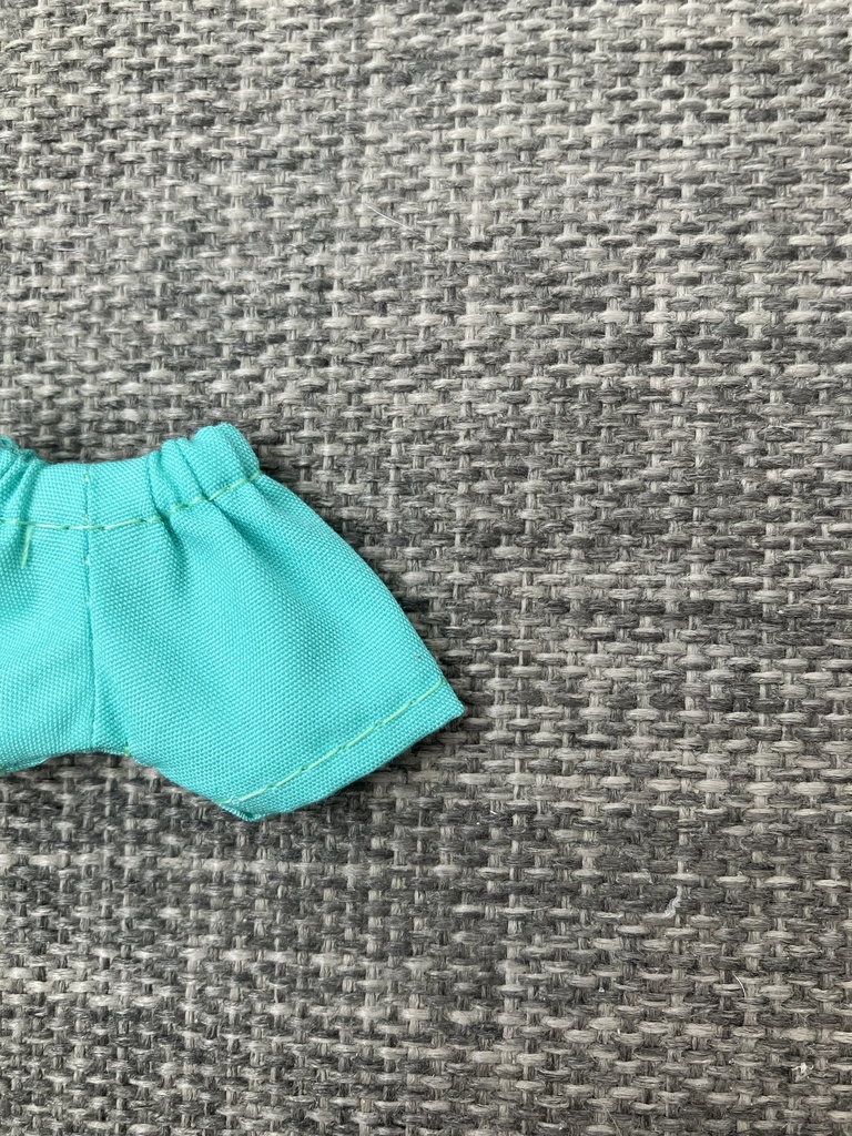 オビツ11  ショートパンツ　emerald green
