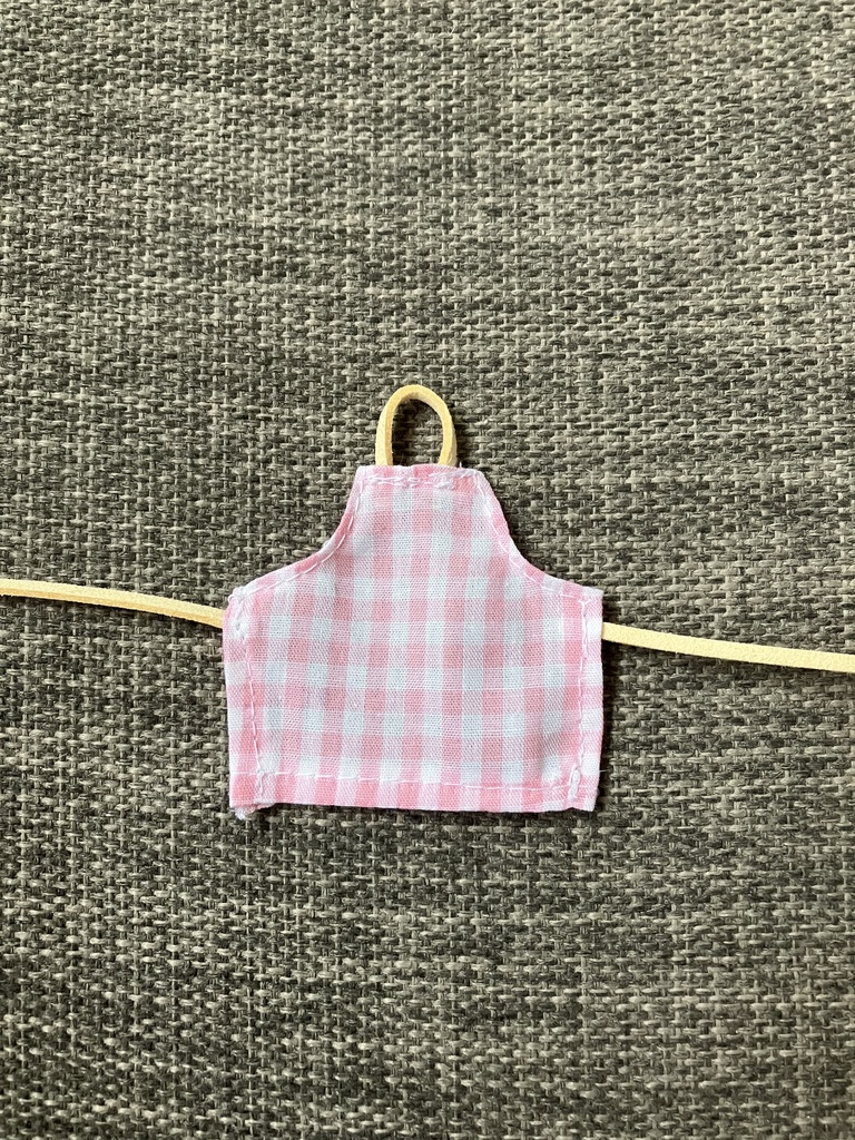 オビツ11 　チェックのエプロン　pink