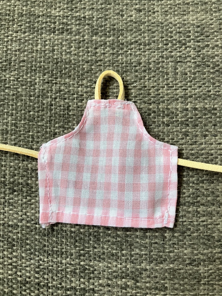 オビツ11 　チェックのエプロン　pink