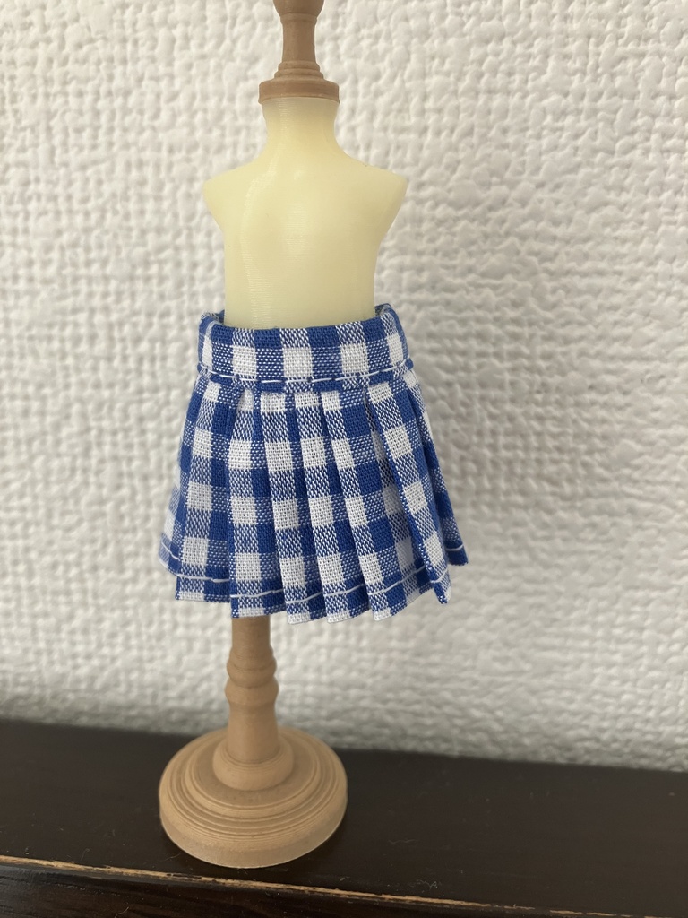 オビツ11  ギンガムチェックのプリーツスカート　blue