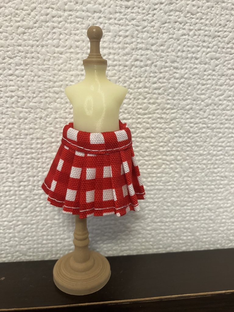 オビツ11  プリーツスカート　チェック　赤