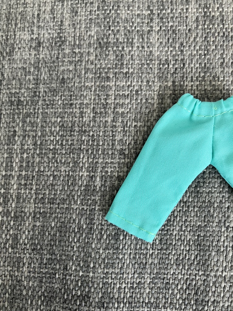 オビツ11  シンプルなパンツ