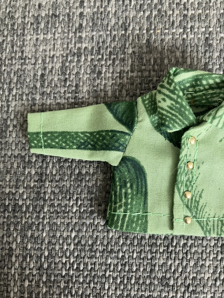 オビツ11  長袖ボタニカルシャツ