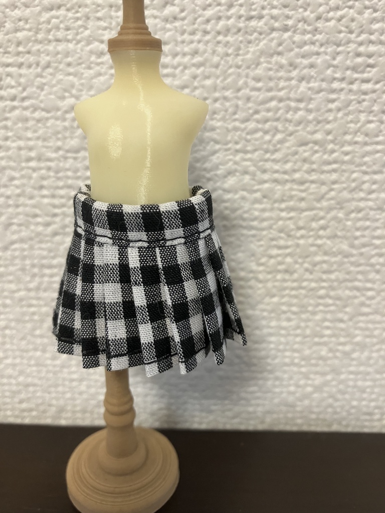 オビツ11  プリーツスカート　チェック　black