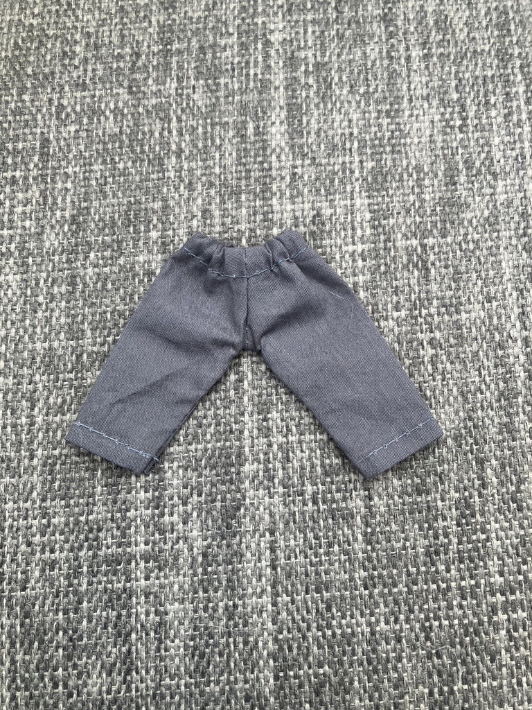 オビツ11  シンプルなパンツ　grey