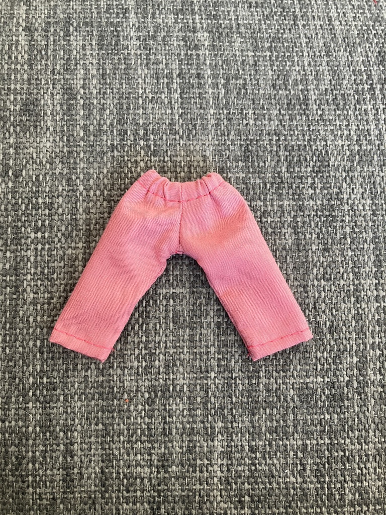 オビツ11  シンプルなパンツ　pink