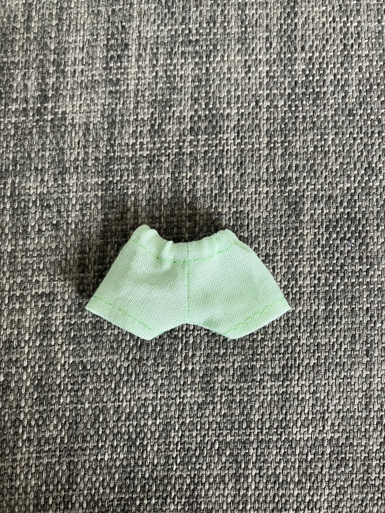 オビツ11  上質な麻のショートパンツ　green