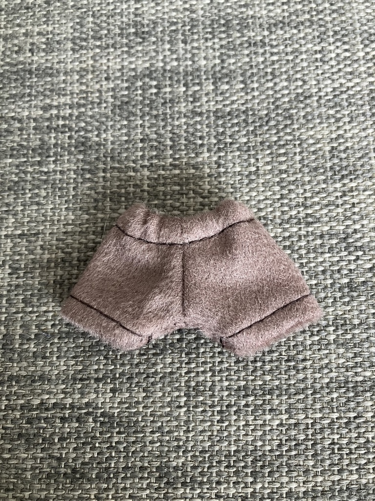 オビツ11  ショートパンツ　brown