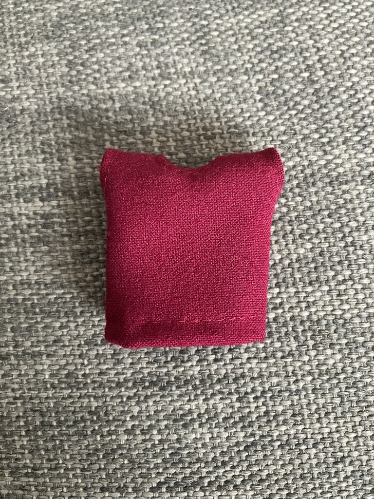 オビツ11  タンクトップ　ボルドー