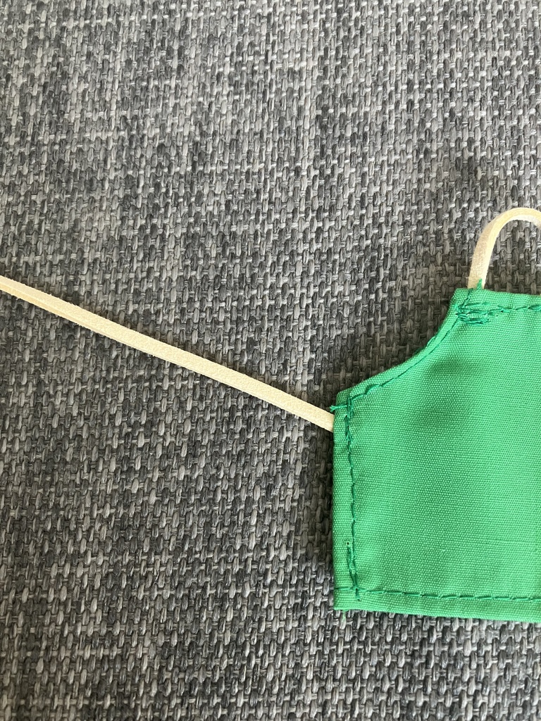 オビツ11  エプロン　green