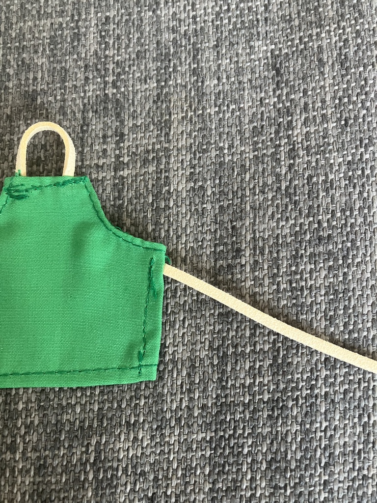 オビツ11  エプロン　green
