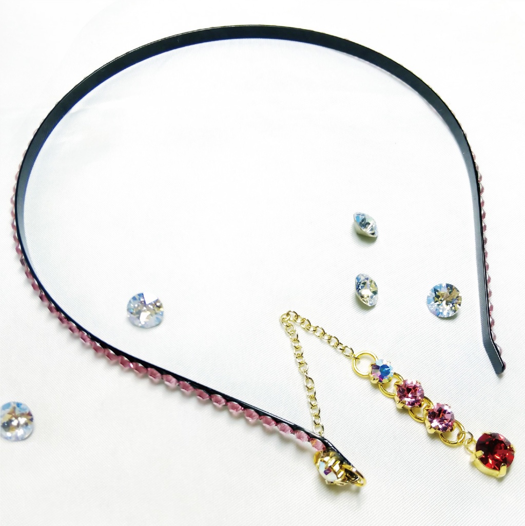 新品 チャーム着きカチューシャ チャーム カチューシャ スワロフスキー オシャレ かわいい ギフト プレゼント アレンジ