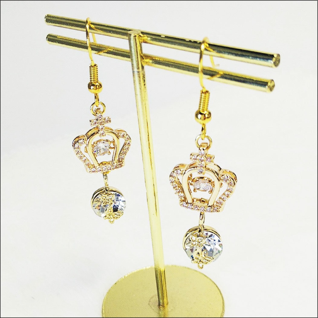 ピアス クラウン 王冠 冠 ゴールド アクセサリー スワロフスキー スワロ ジルコニア プレゼント ギフト 蝶 バタフライ