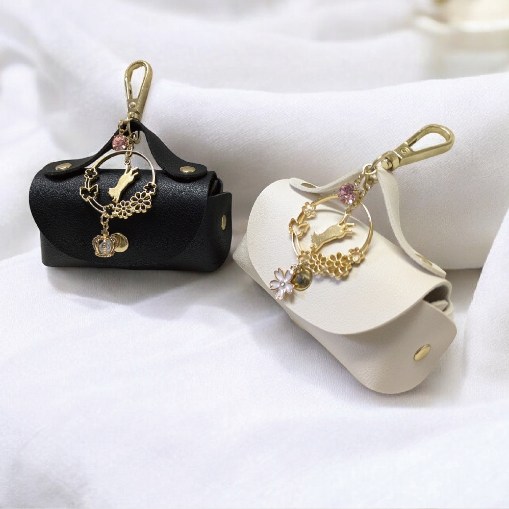 マナーホルダー バッグチャーム ミニ ポーチ エチケット袋 ウンチ袋 ペット 散歩 お散歩ポーチ お出かけ ホワイト ブラック 猫 ネコ 桜 サクラ チャーム スワロフスキー スワロ ジルコニア 小物入れ リップ バッグ 鞄 おしゃれ かわいい マナー袋 犬 ゴミ袋