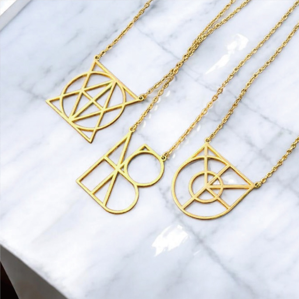 ネームロゴネックレス オーダーメイド オーダー オリジナル 名前 ネーム ロゴ ネックレス アクセサリー ゴールド シルバー ステンレス 金属アレルギー対応 プレゼント ギフト 推し ペット カップル 家族 メンズ レディース おしゃれ