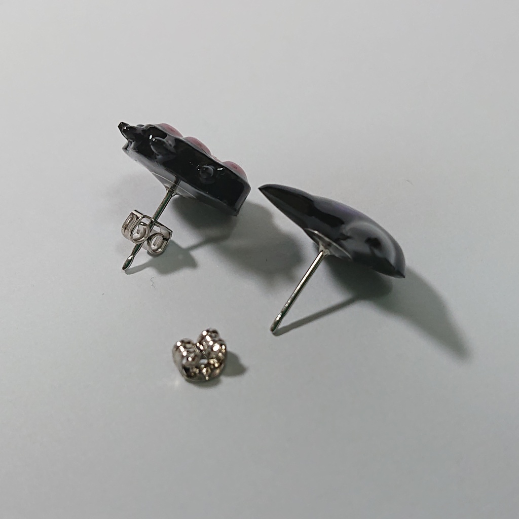 OYAMOROピアス(金属ポストピアス)