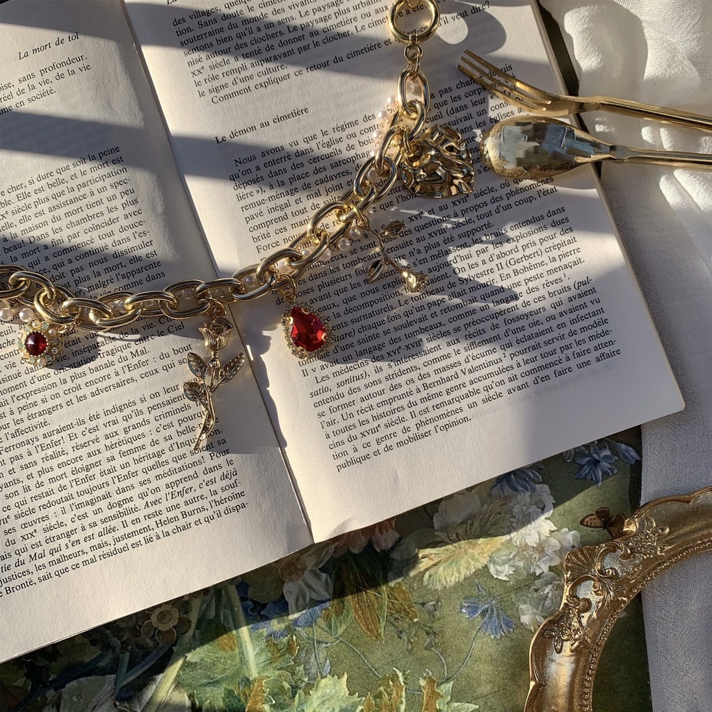 Queen bracelet (ハーツラビュルイメージ)