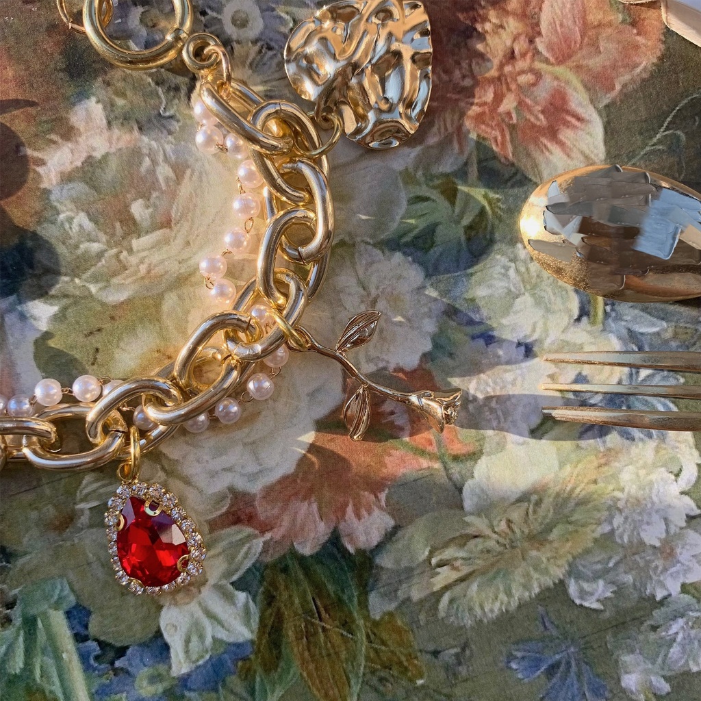 Queen bracelet (ハーツラビュルイメージ)