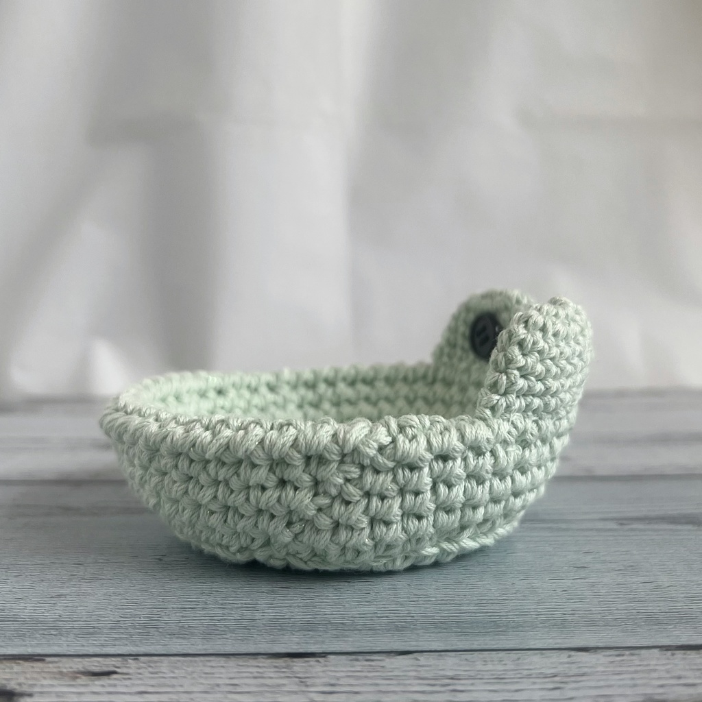 【再販】 コースター カエル かぎ針編み