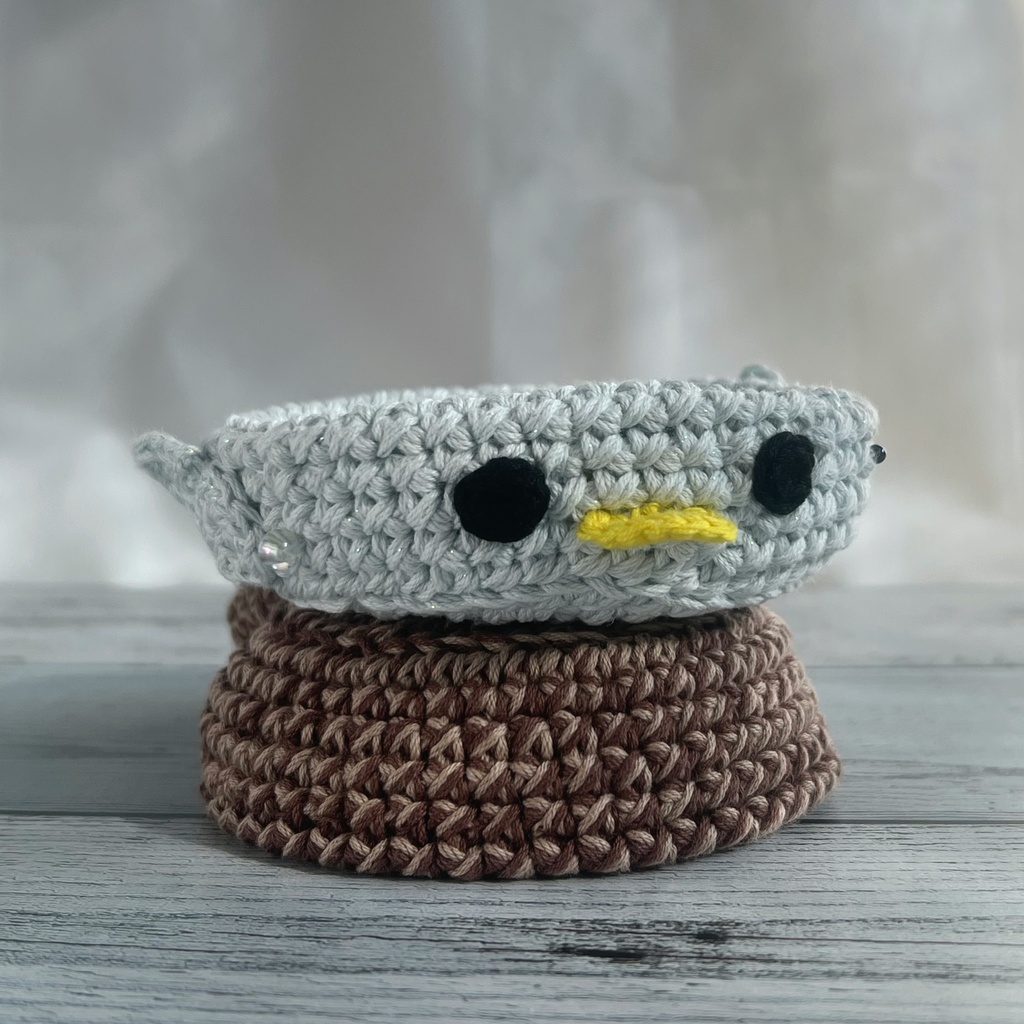 小物入れ　水色の鳥　かぎ針編み