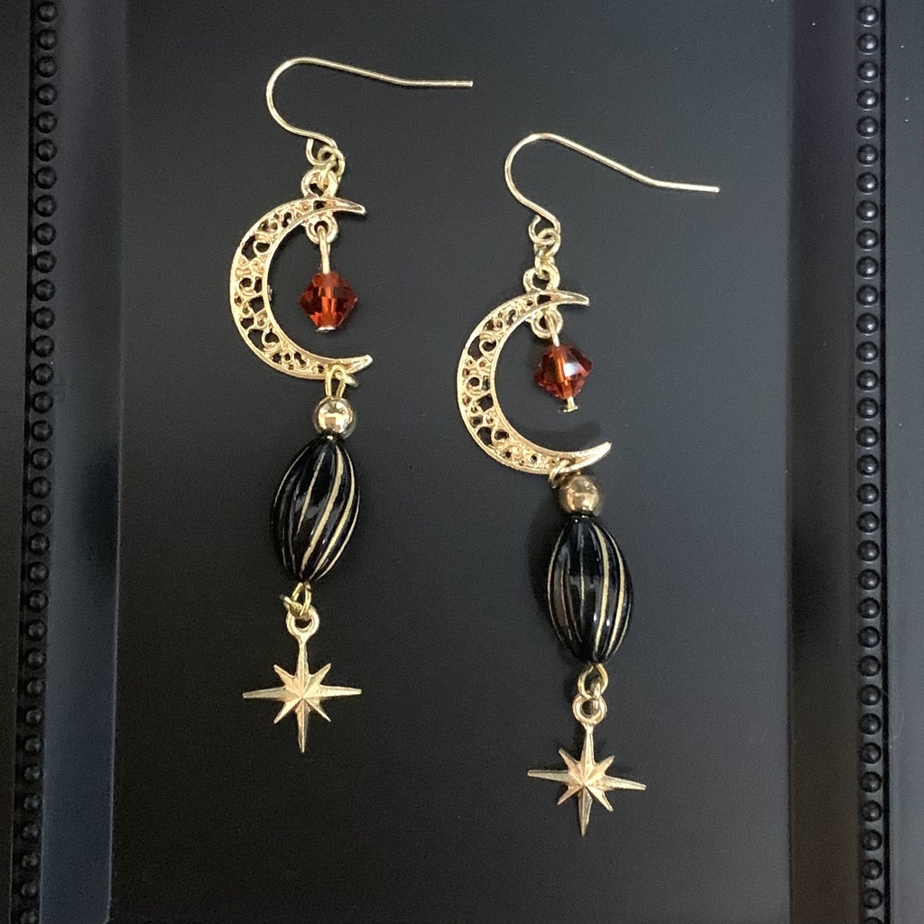 月夜のサーカスピアス･イヤリング