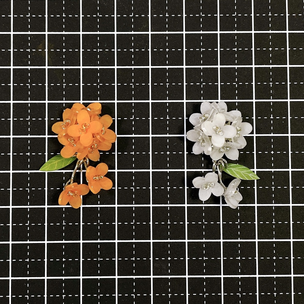 零れ金木犀/銀木犀のぬいぐるみ用アクセサリー・お揃い耳飾り