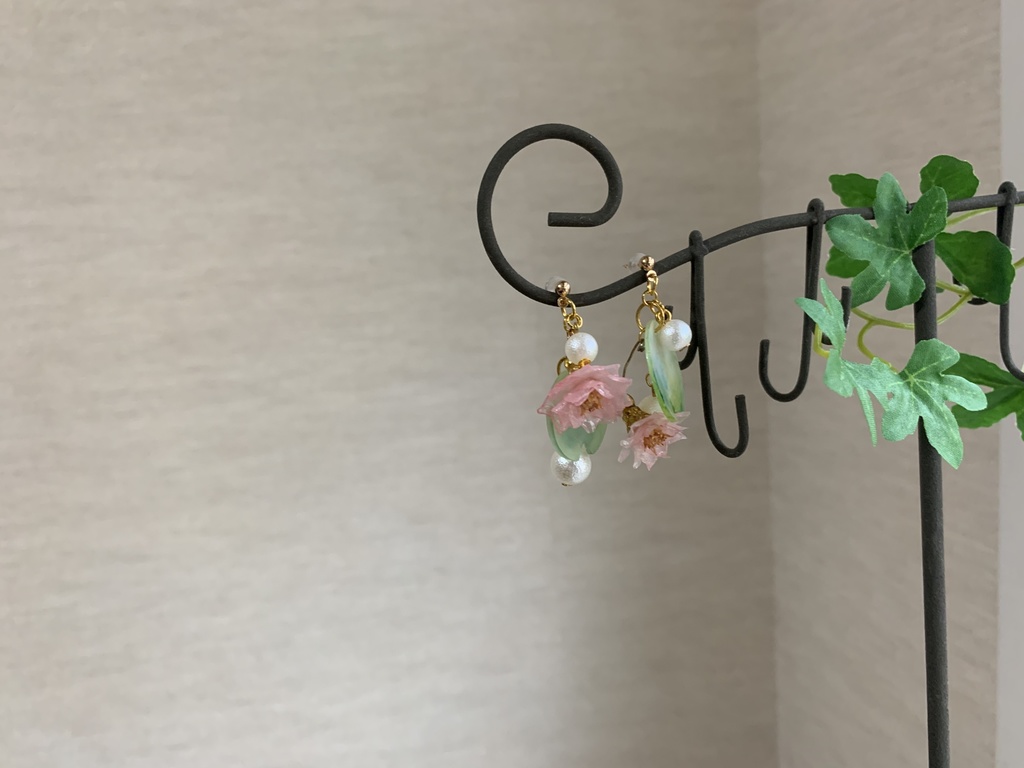 蓮ピアス「薄紅」