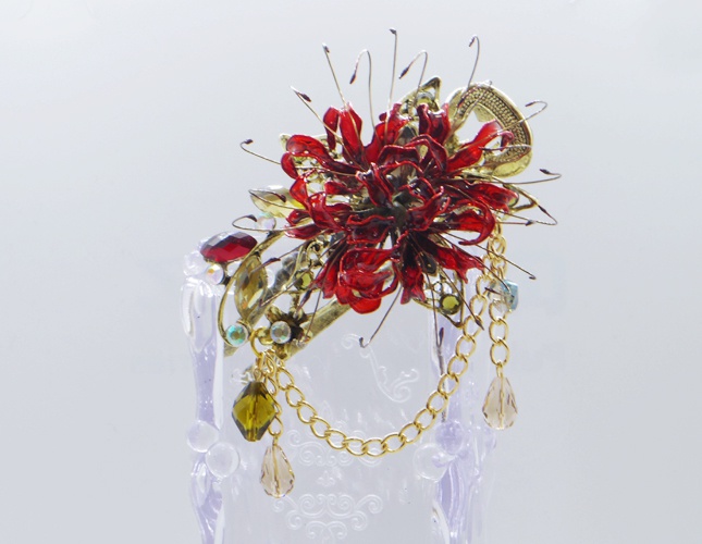 彼岸花の髪飾り