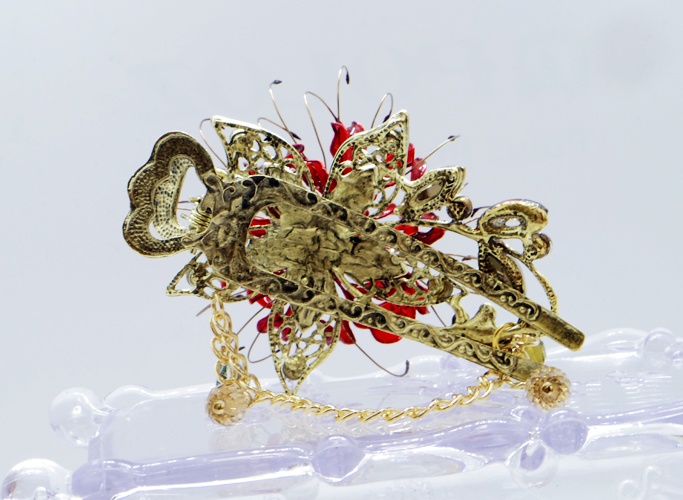 彼岸花の髪飾り