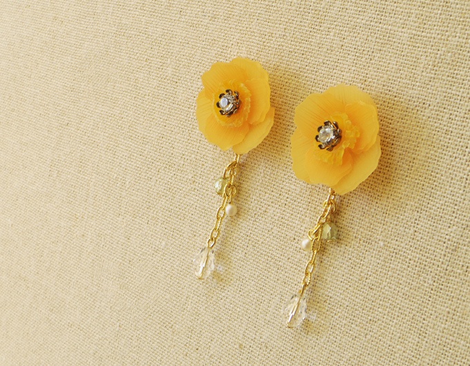 ポピーのピアス(イヤリング変更可)