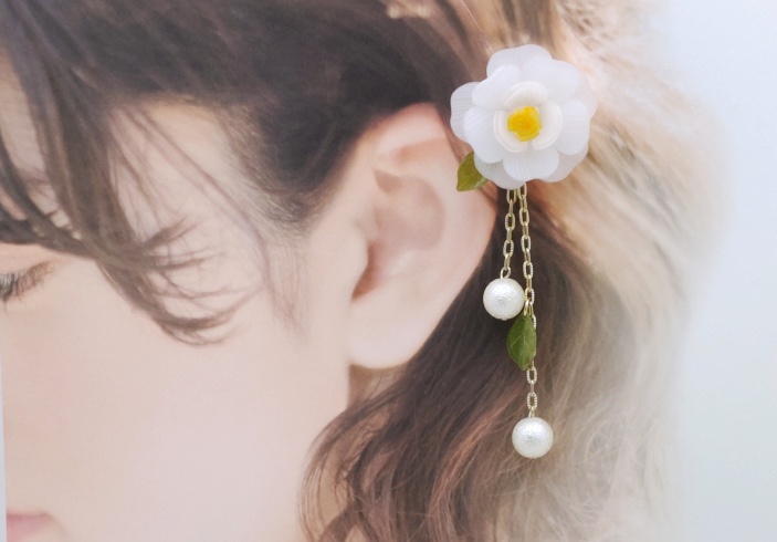 椿の簪風ヘアピン