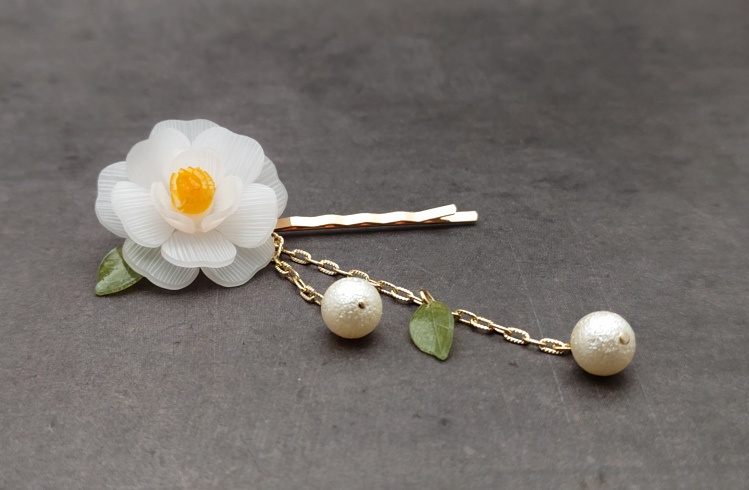 椿の簪風ヘアピン