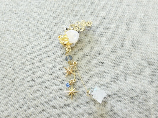 ツイステ【星送りのイヤーカフ】