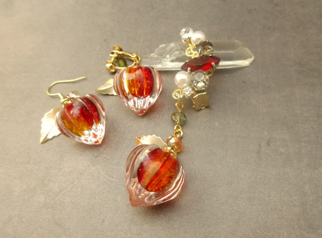 氷鬼灯のピアス