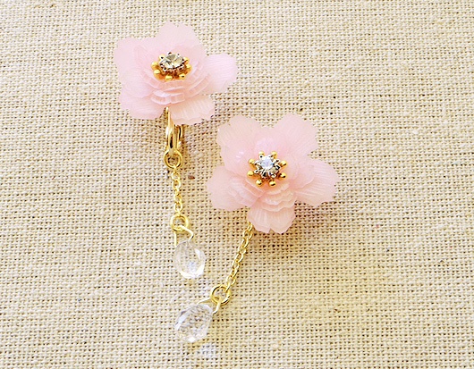 【八重桜のピアス】