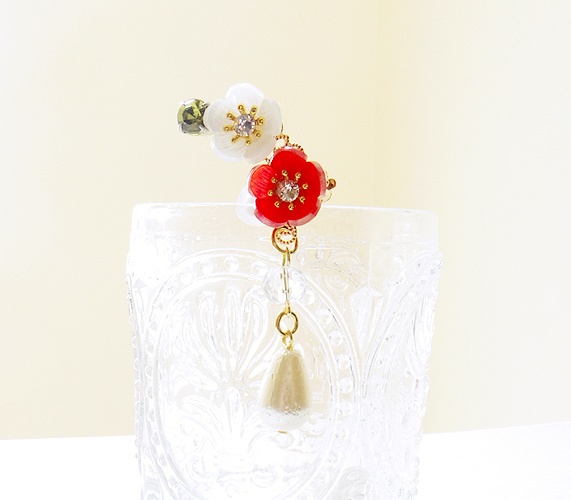 小梅のイヤーカフ