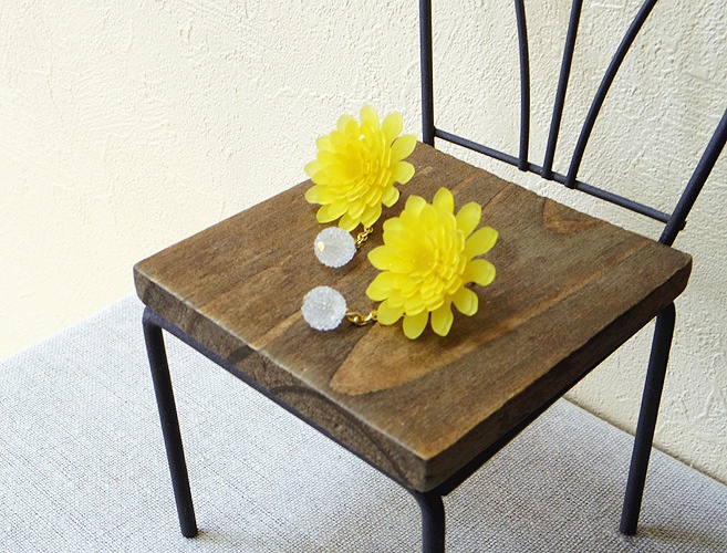 【たんぽぽのピアス】イヤリング変更可