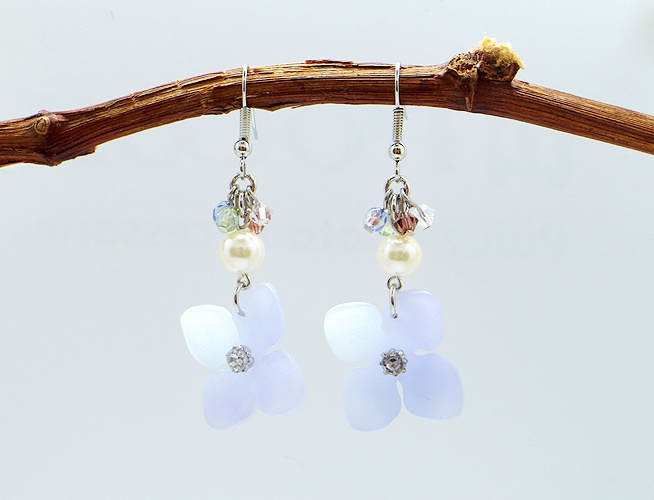 紫陽花のピアス(イヤリング変更可)