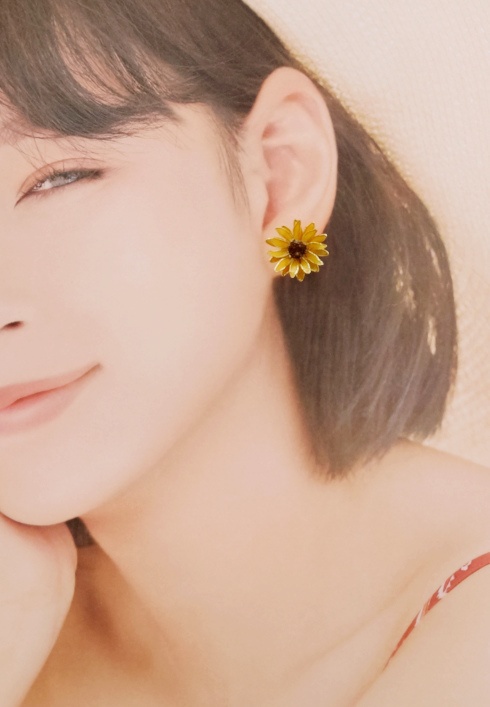 向日葵(ヒマワリ)のピアス【イヤリング変更可】