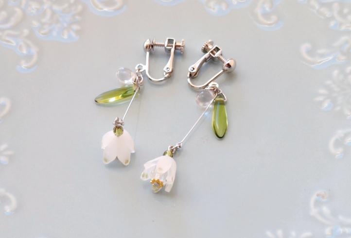 スノーフレークのピアス