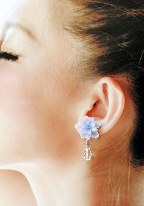 雪花紫陽花-万華鏡-のピアス(イヤリング変更可)