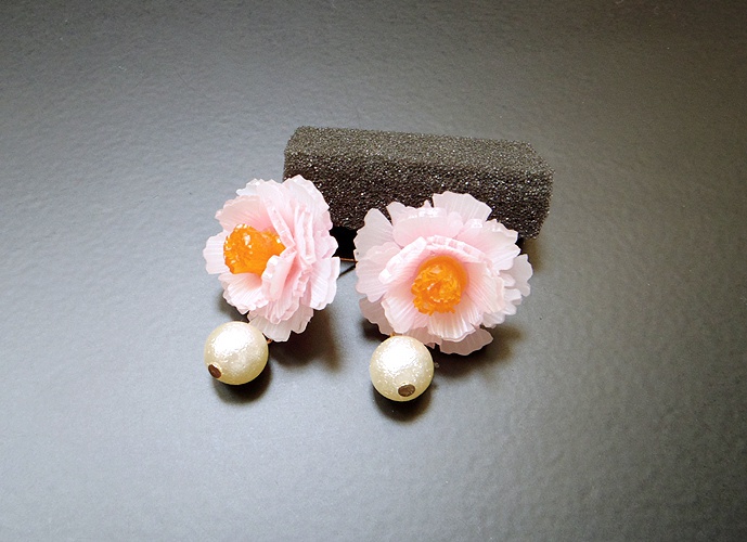 牡丹のピアス(イヤリング変更可)