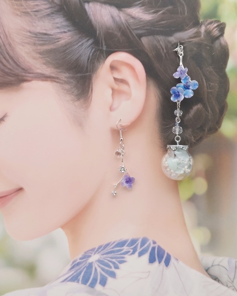 一輪紫陽花のピアス