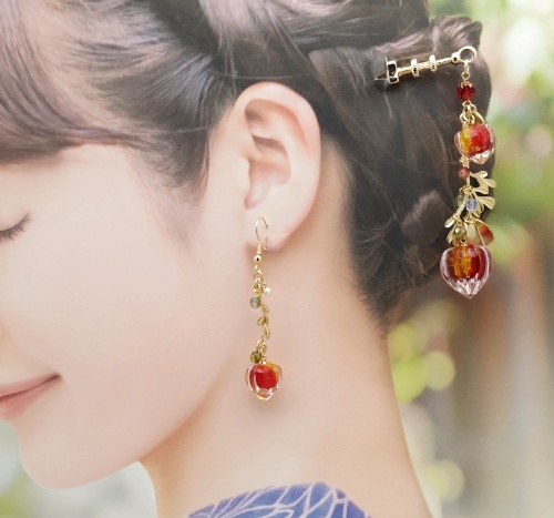 小氷鬼灯のピアス