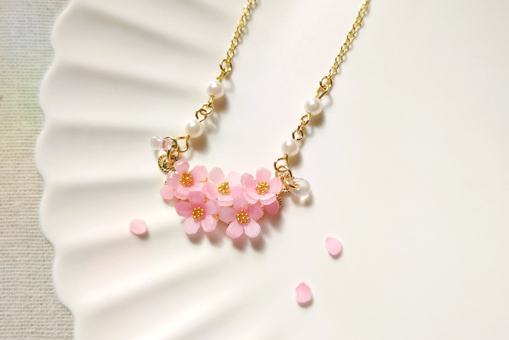 小桜のネックレス -爛漫-