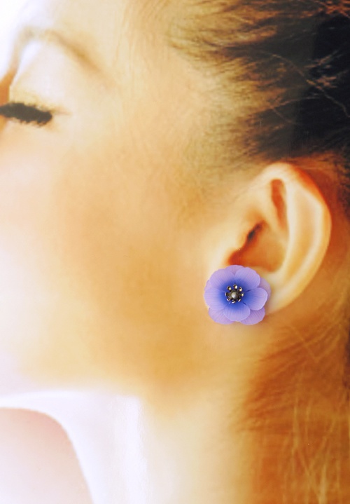 アネモネのピアス(青)