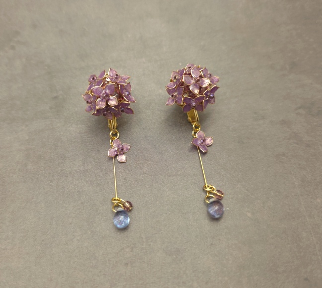 玉紫陽花のイヤリング(ピアス変更可)
