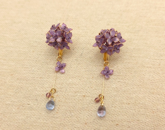 玉紫陽花のイヤリング(ピアス変更可)