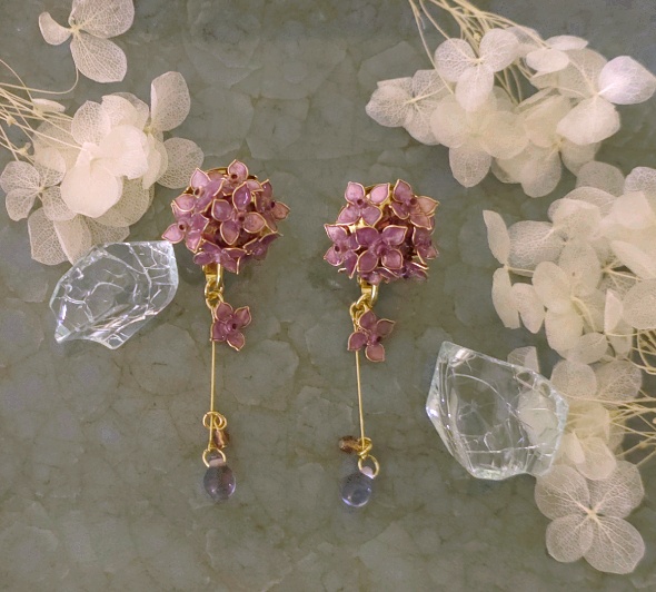 玉紫陽花のイヤリング(ピアス変更可)