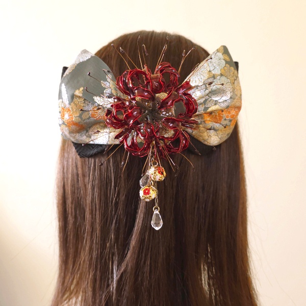 【絢爛彼岸花の髪飾り】